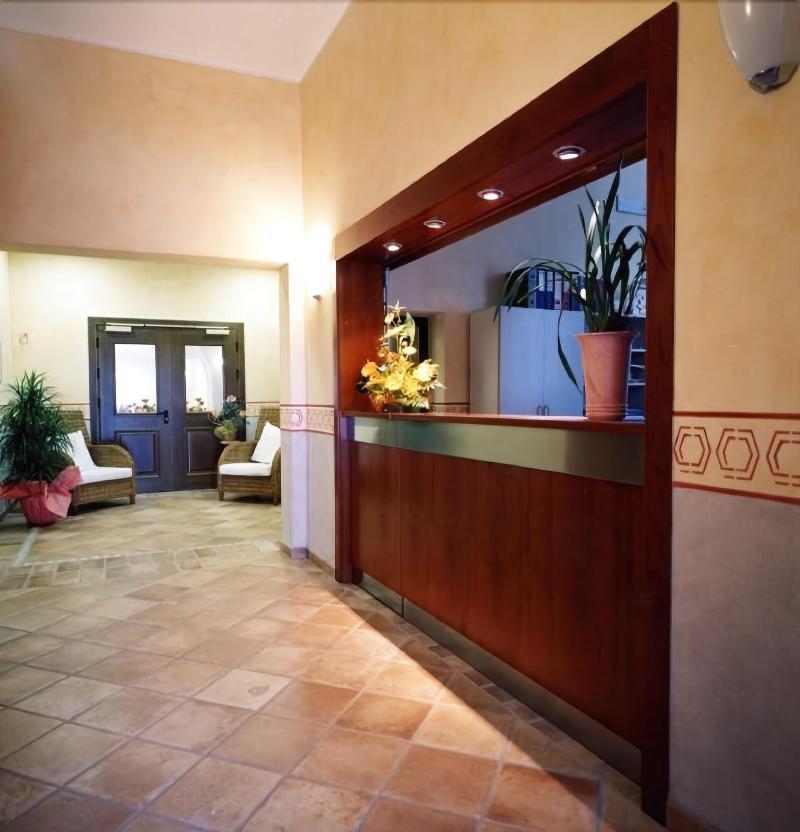 Hotel Tiziana Монтепульчано Экстерьер фото